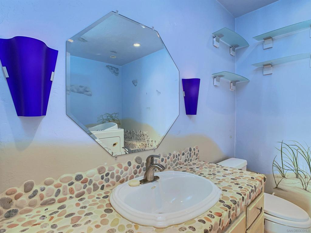 750 State St 324 Property Photo 15