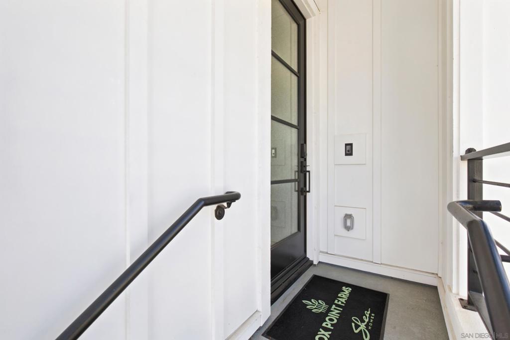 1602 San Remo Place 201 Property Photo 27