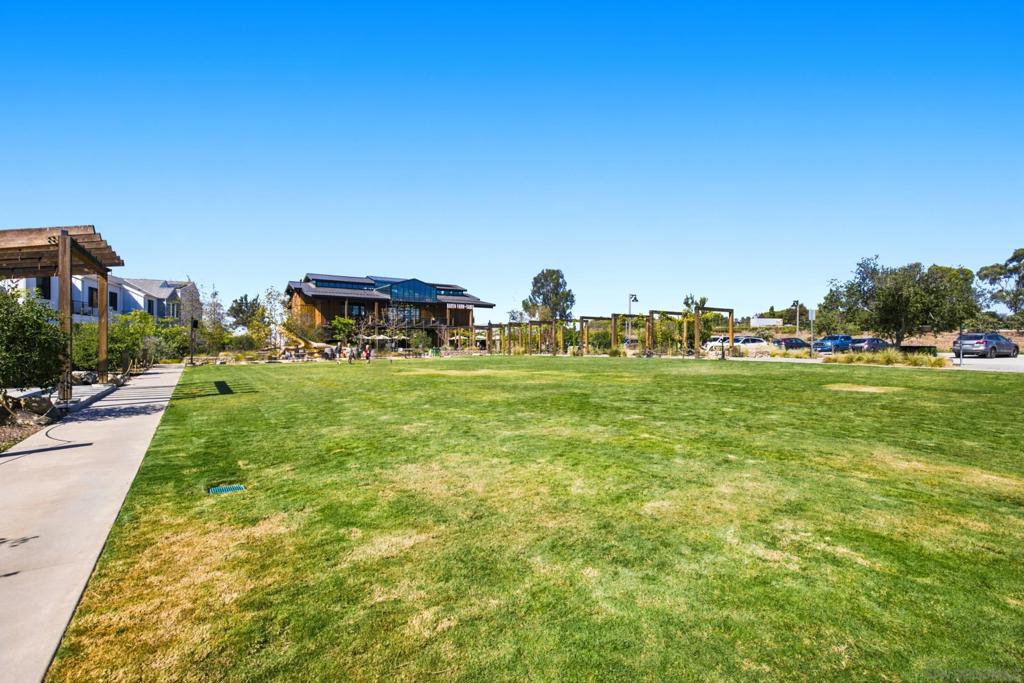 1602 San Remo Place 201 Property Photo 48