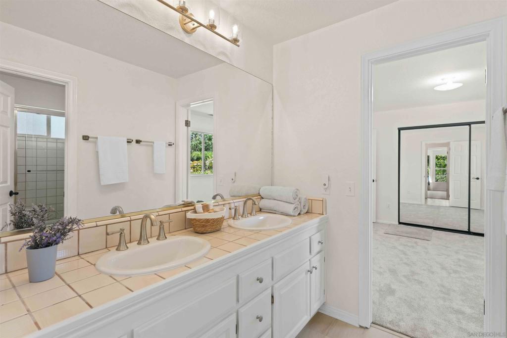 1474 Via Encinos Property Photo 18