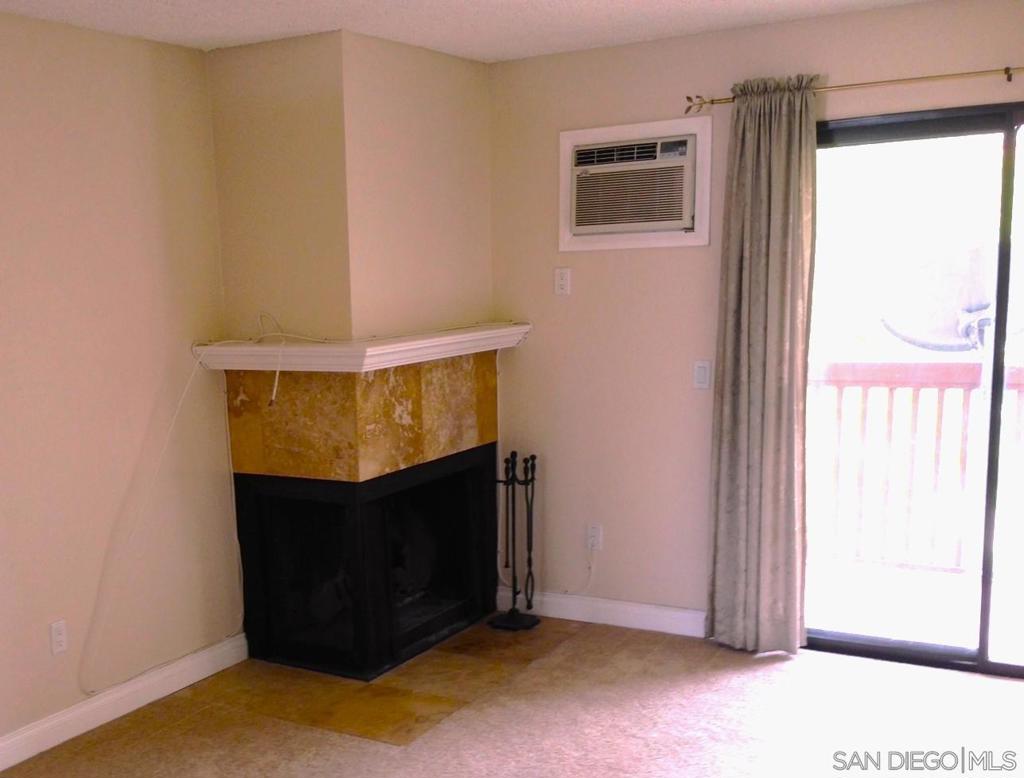 1009 S Sunshine Ave B Property Photo 6