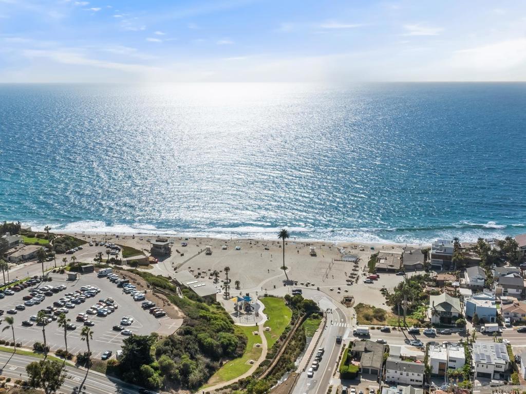90 N Coast Highway 101 201 Property Photo 24