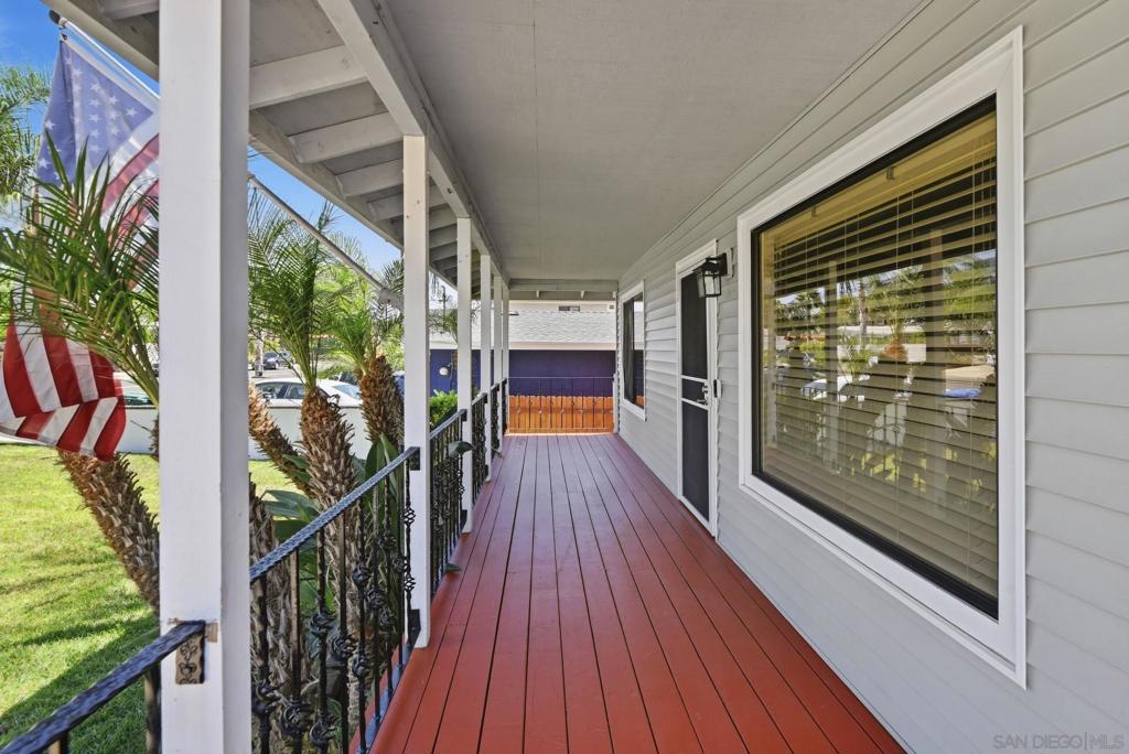 3229 Valley St Property Photo 3