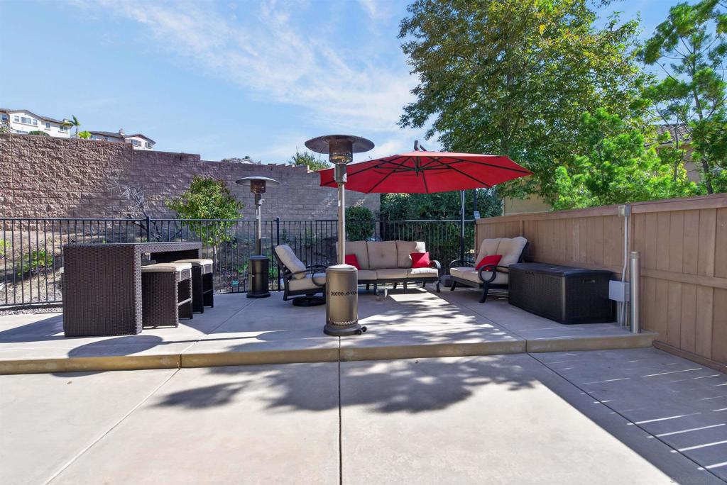 905 Hydra Property Photo 37