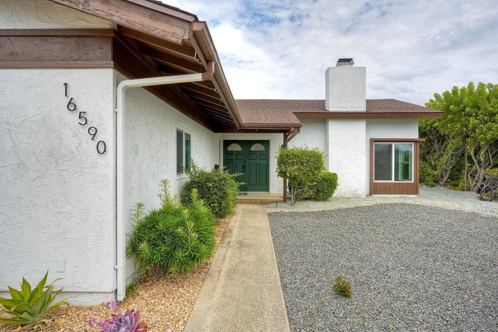 16590 Casero Property Photo 6