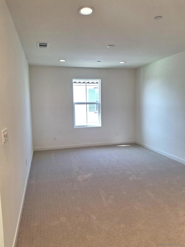 777 Kingbird Loop Property Photo 14