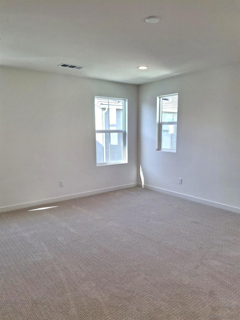 777 Kingbird Loop Property Photo 16