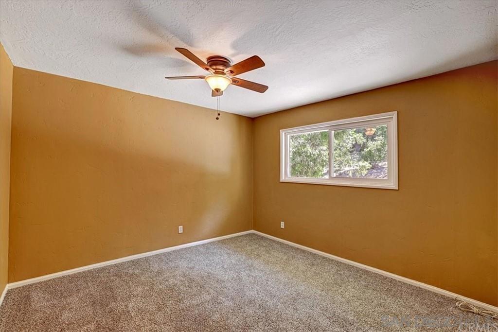 26127 Saunders Meadow Road Property Photo 14
