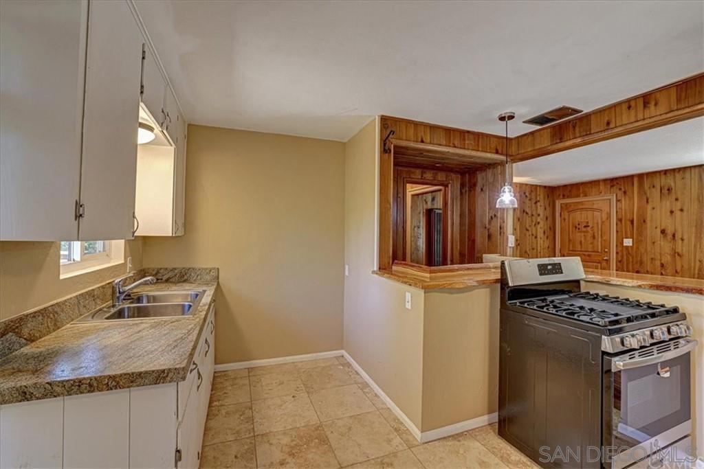 26127 Saunders Meadow Road Property Photo 19