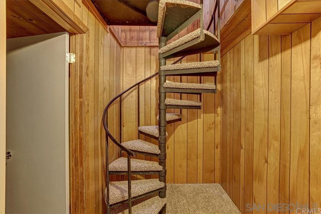 26127 Saunders Meadow Road Property Photo 27