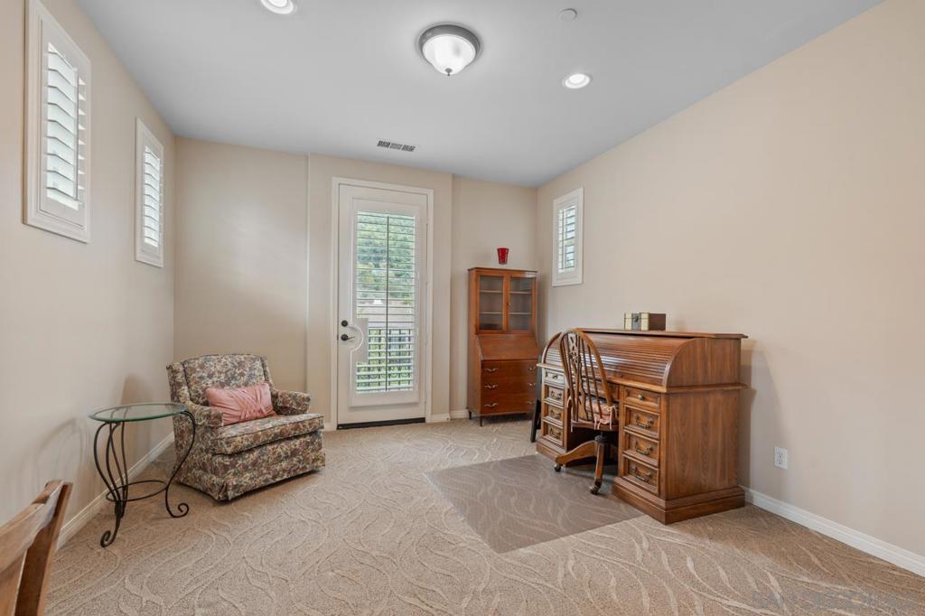 2713 Vistamonte Property Photo 29