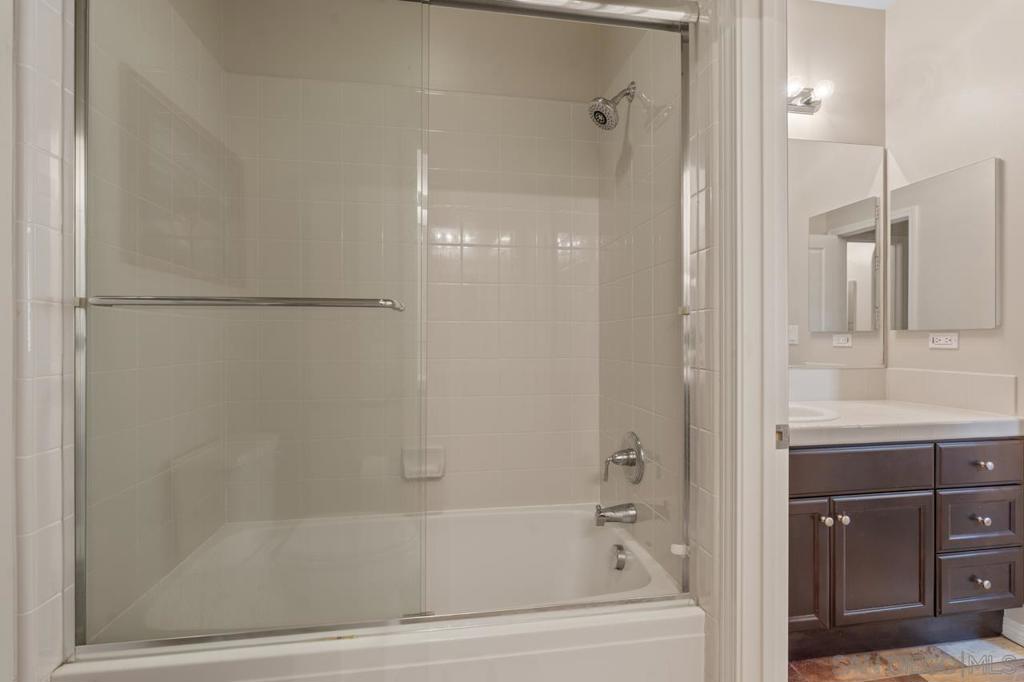 2713 Vistamonte Property Photo 34