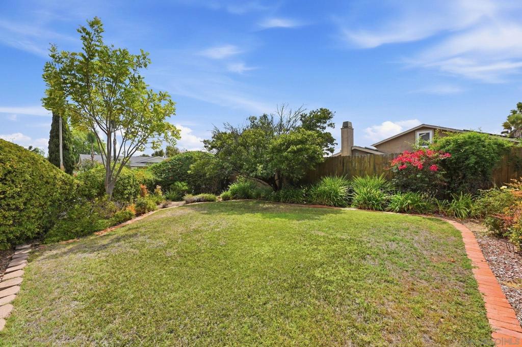 10970 Tobago Rd Property Photo 4