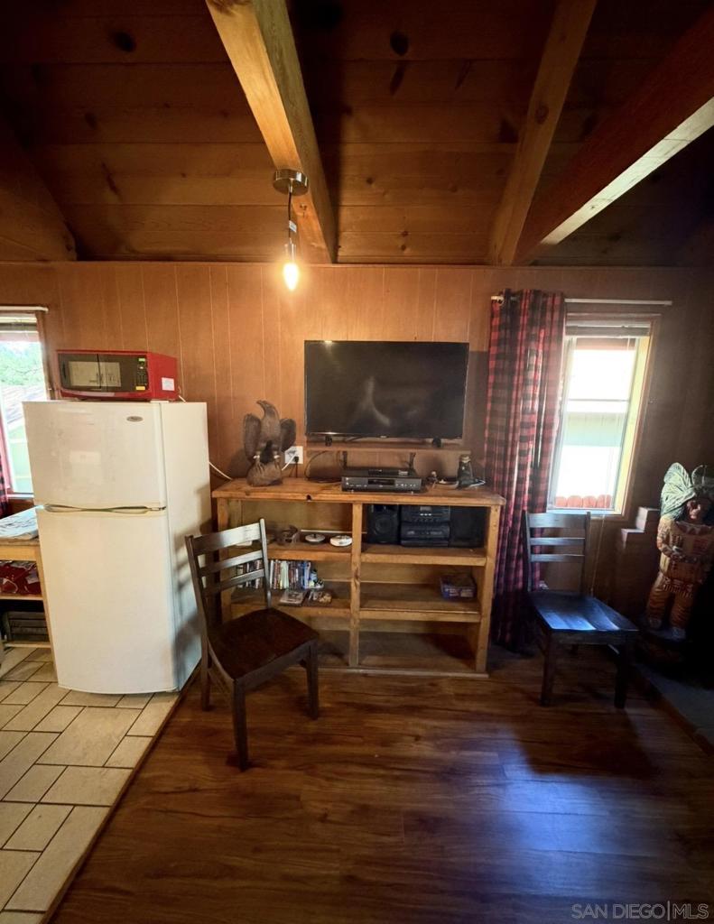 230 Sunset Lane Property Photo 18