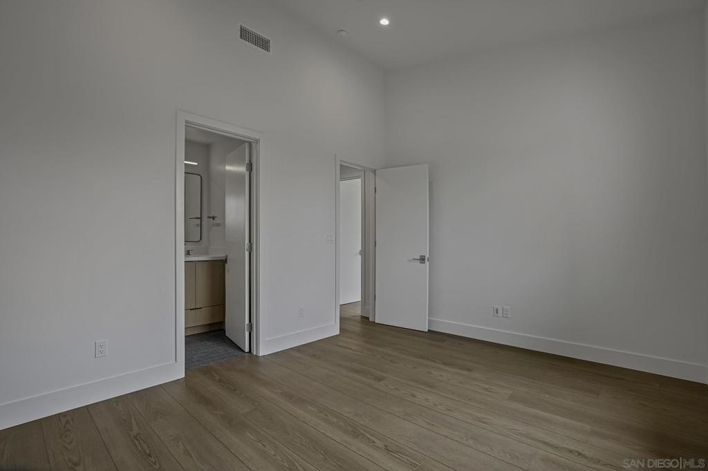 6255 Dowling Dr Property Photo 23