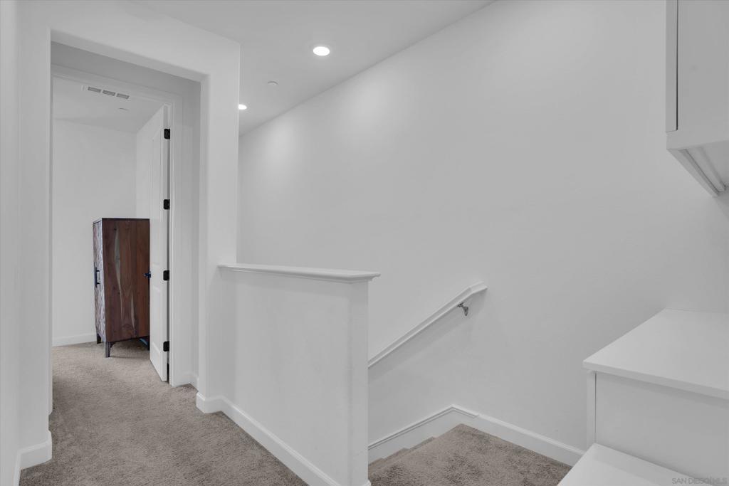808 Mateo St #2 Property Photo 10