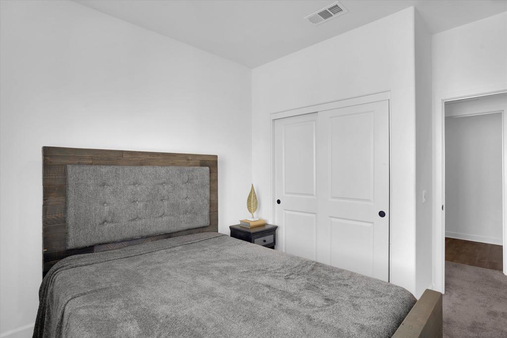 808 Mateo St #2 Property Photo 17