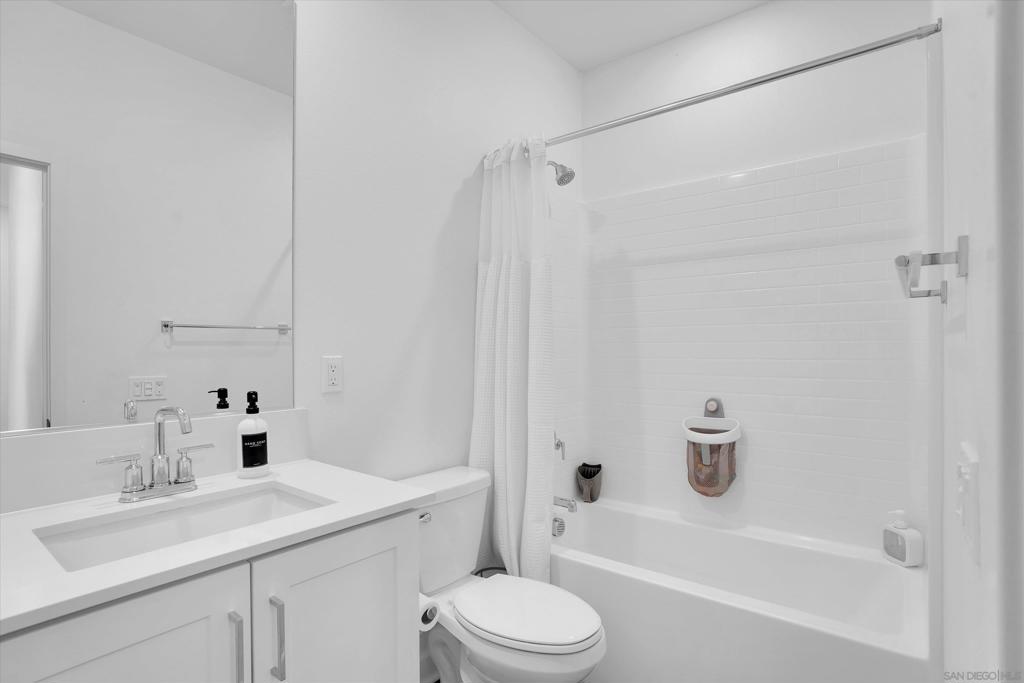 808 Mateo St #2 Property Photo 21