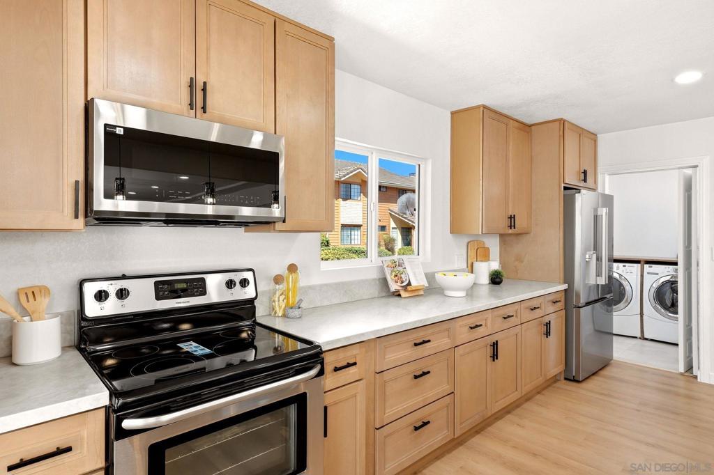 5236 Racine Property Photo 16