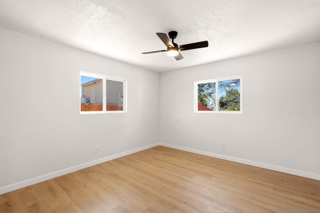 5236 Racine Property Photo 24