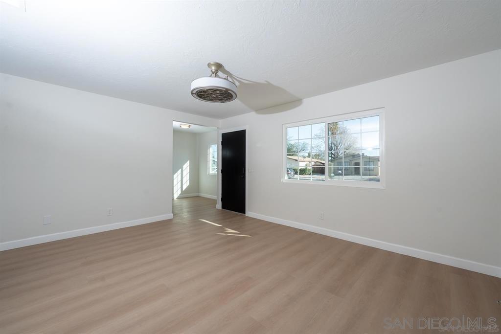 2398 San Bernardo Ave Property Photo 9