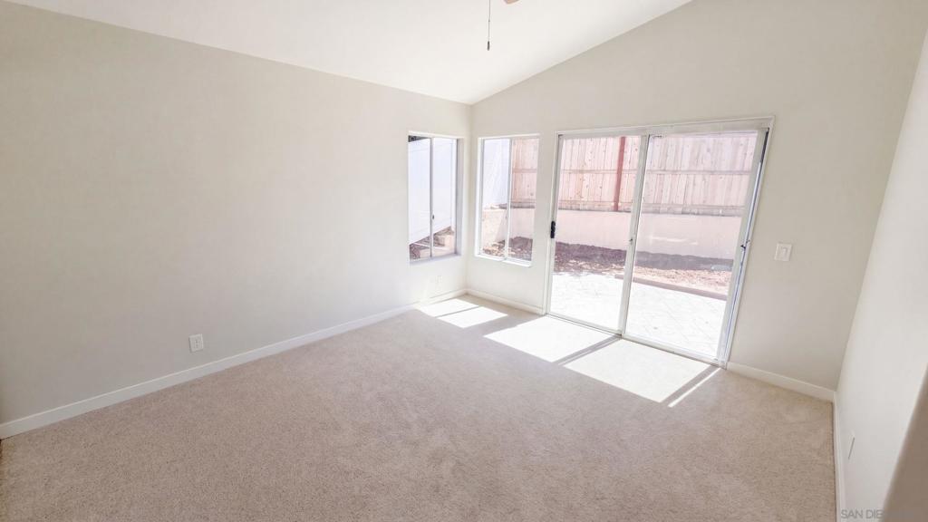 1827 Corte Amarillo Property Photo 4