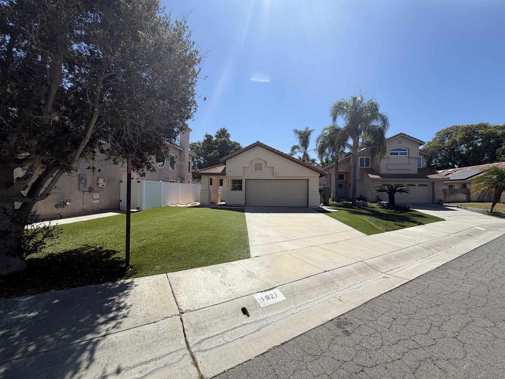 1827 Corte Amarillo Property Photo 6
