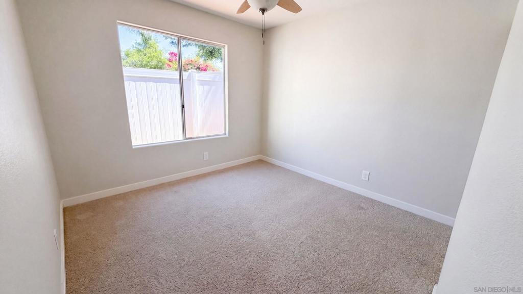 1827 Corte Amarillo Property Photo 16