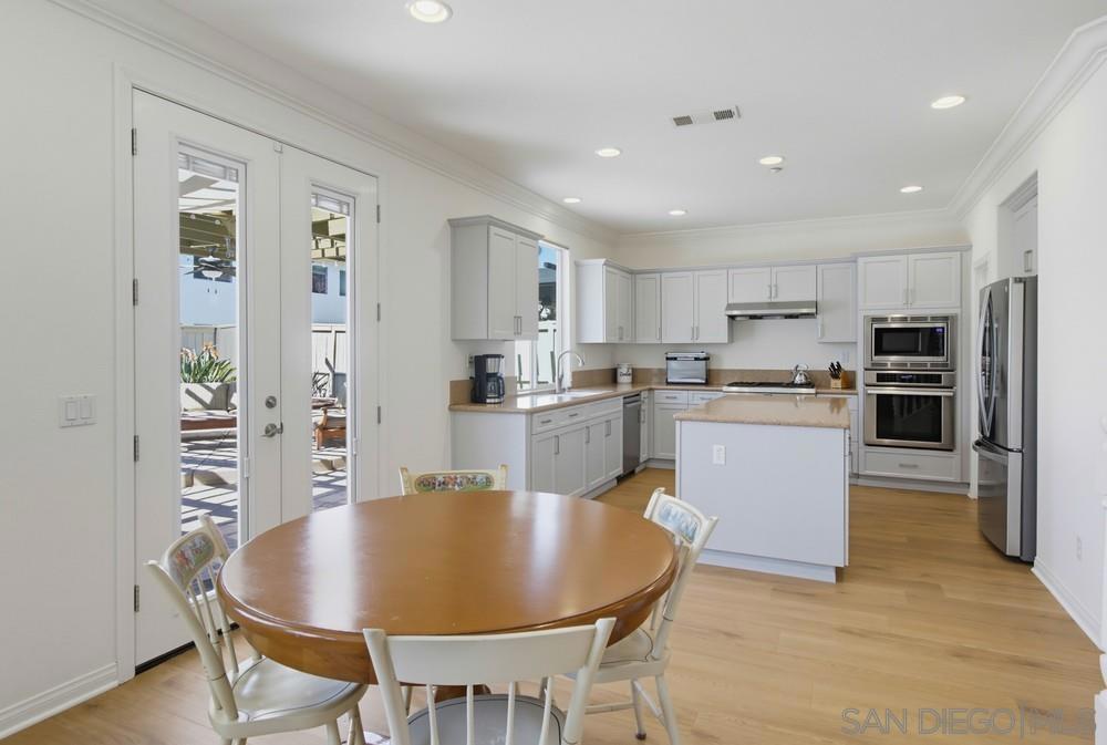 17052 Silver Pine Property Photo 8