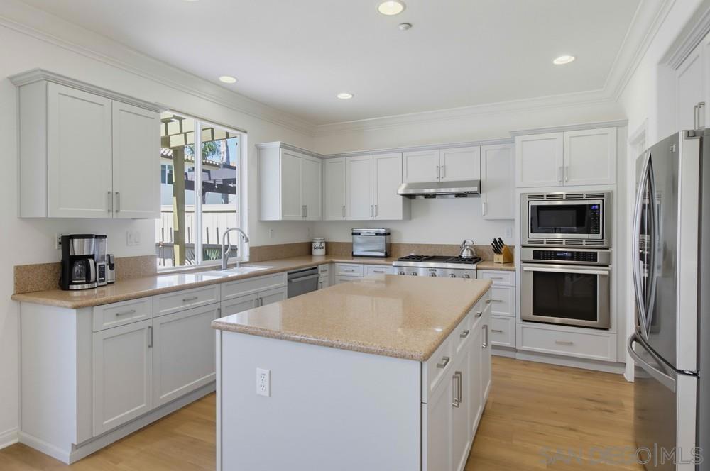 17052 Silver Pine Property Photo 11