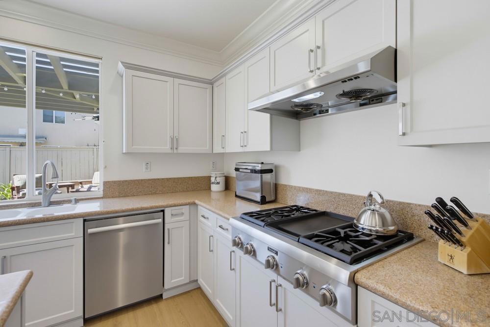 17052 Silver Pine Property Photo 12