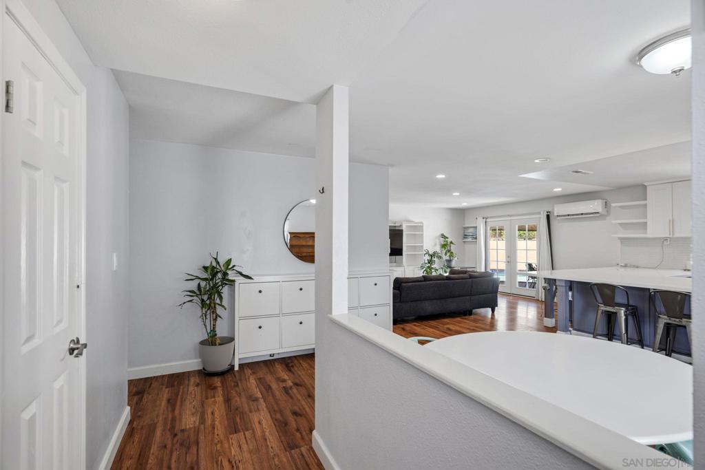 7428 Forton Property Photo 8