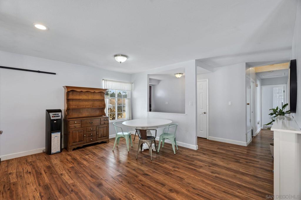 7428 Forton Property Photo 18