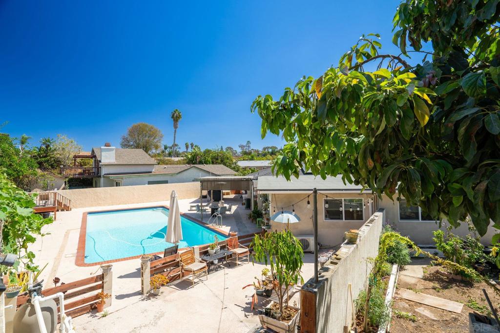 7428 Forton Property Photo 42
