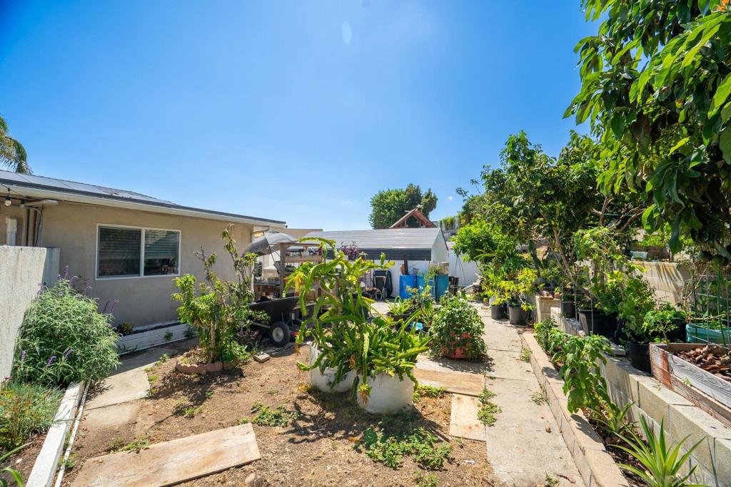 7428 Forton Property Photo 48