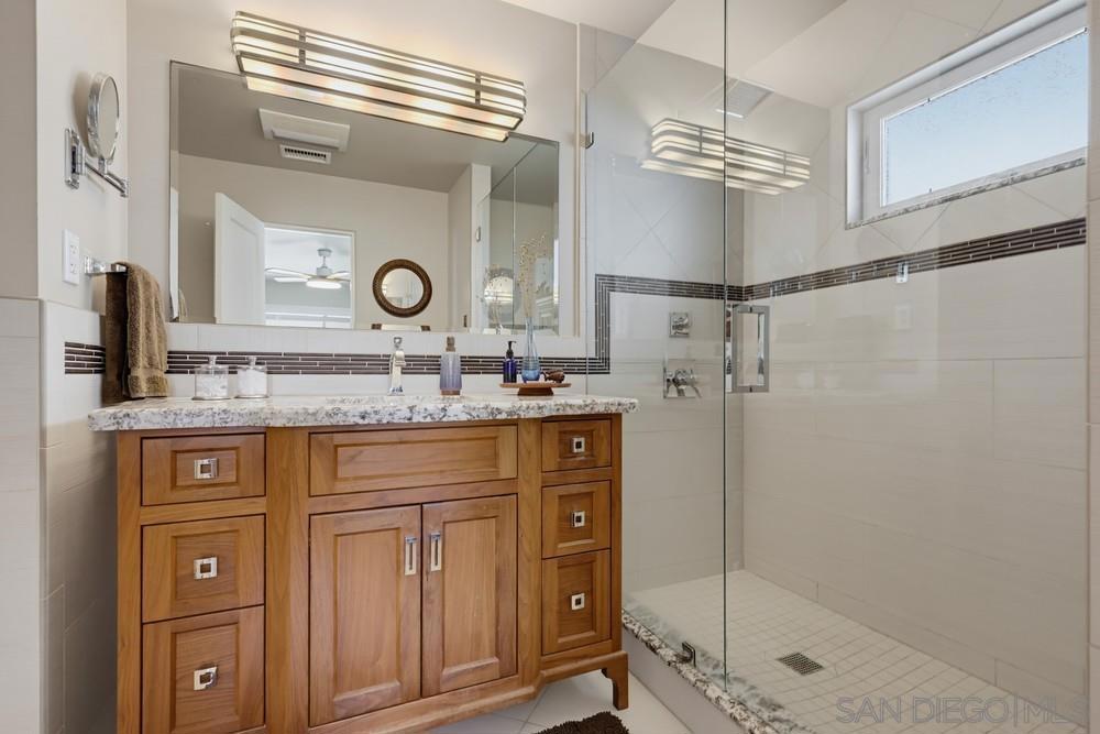 3327 Fenelon Property Photo 30