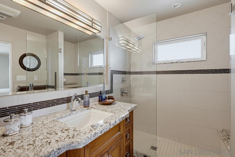 3327 Fenelon Property Photo 31