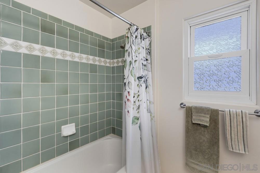 3327 Fenelon Property Photo 42