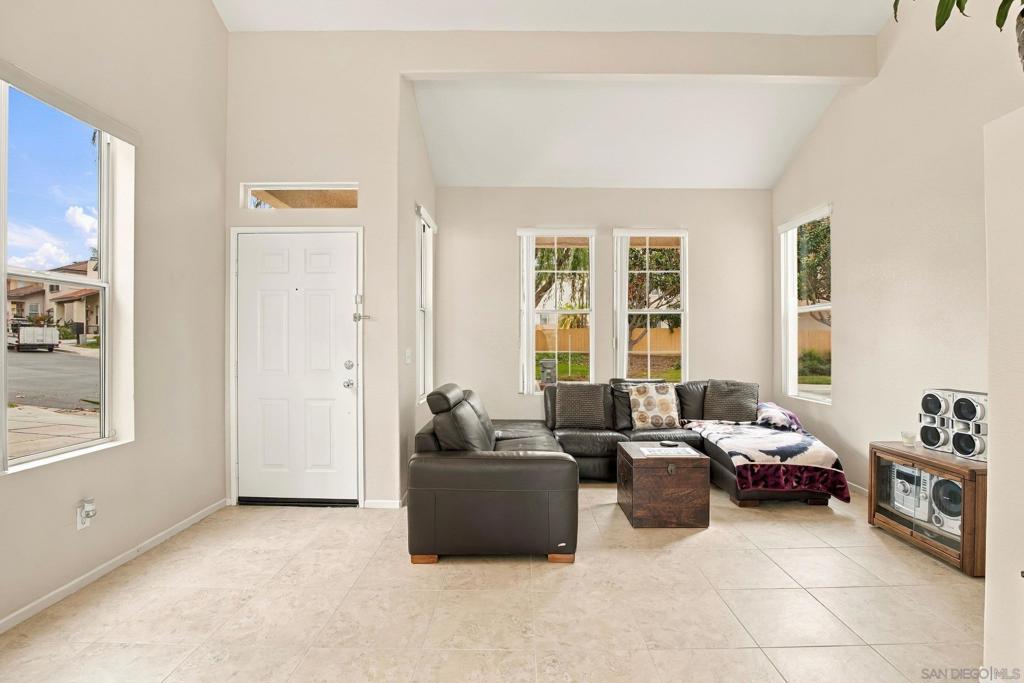 4025 Ivey Vista Way Property Photo 7