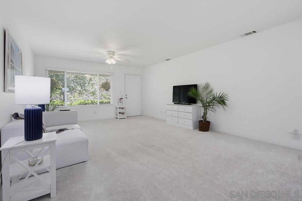 4434 Kittiwake Property Photo 9