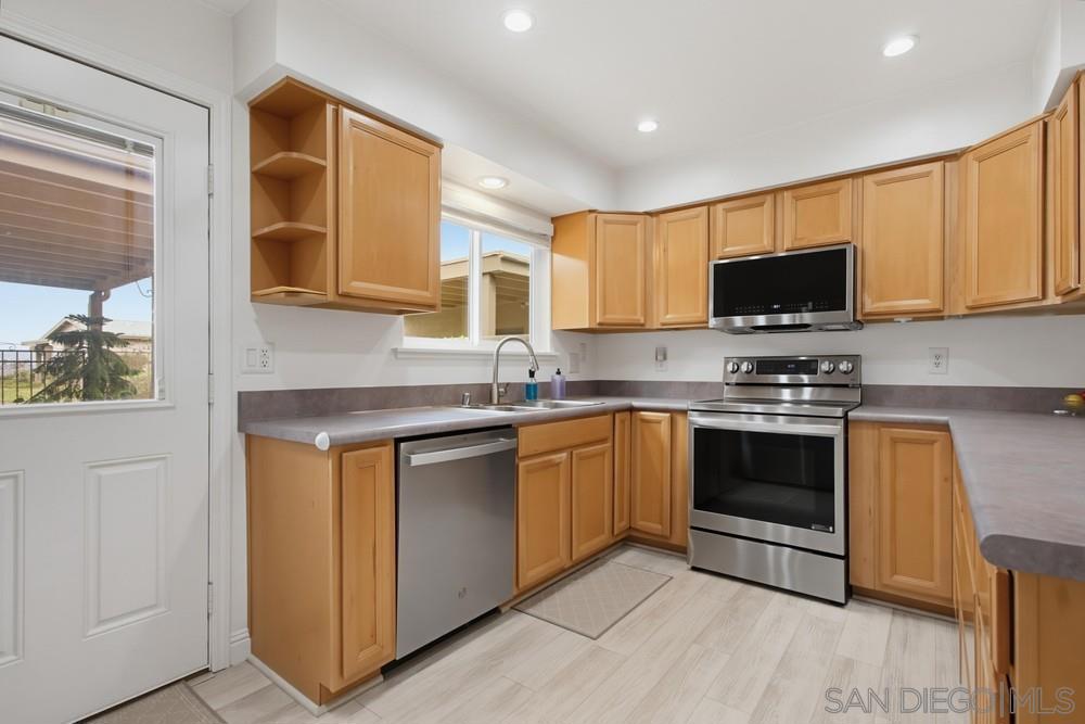 4434 Kittiwake Property Photo 14