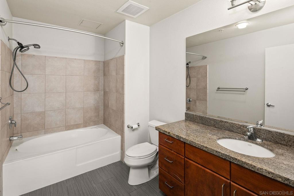 445 Island 321 Property Photo 13
