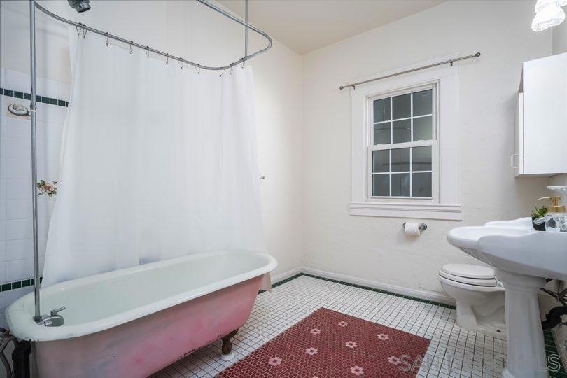 1932 C Street Property Photo 23