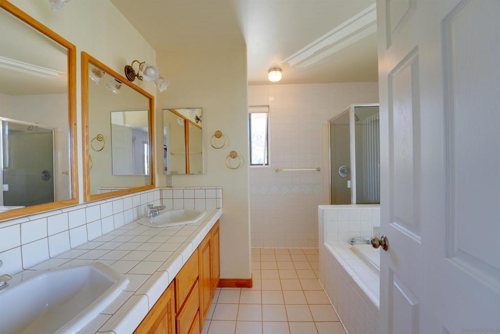 393 Galloway Valley Court Property Photo 19