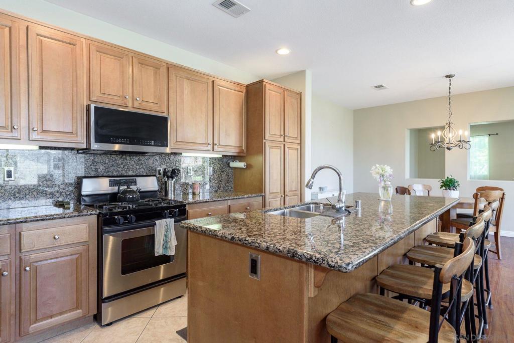 2226 Birds Nest Lane Property Photo 4