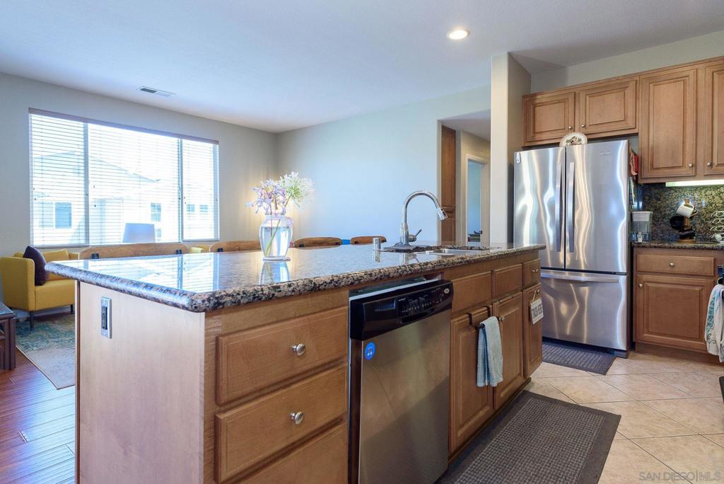 2226 Birds Nest Lane Property Photo 5