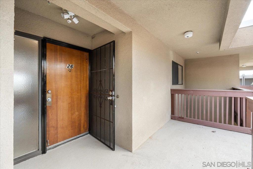881 Thomas 26 Property Photo 5