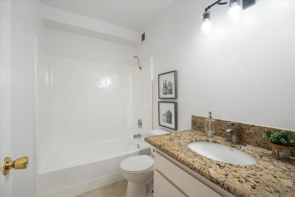 881 Thomas 26 Property Photo 20