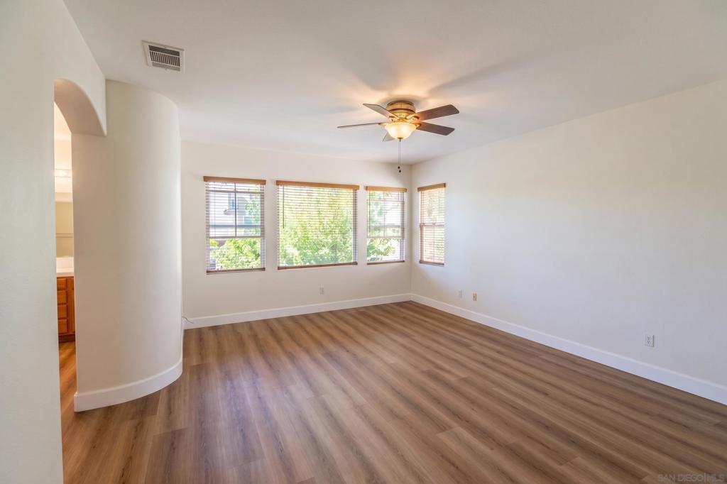 1499 Enchante Property Photo 16