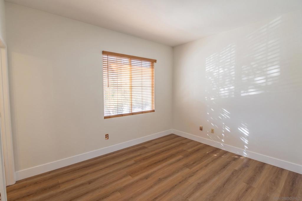 1499 Enchante Property Photo 23